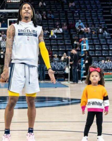 Kaari Jaidyn Morant with her father Ja Morant attending his games.